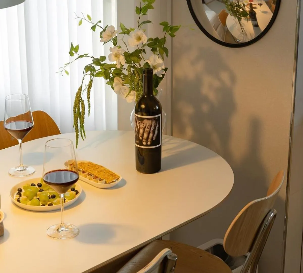 Experience The Vibrant City Of Seoul At Our Stylish Stay O-Nol Corea del Sud